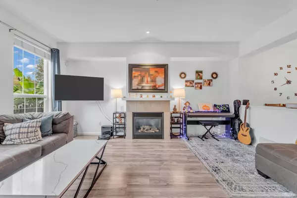 Langley, BC V2Y 0G1,6956 208 ST