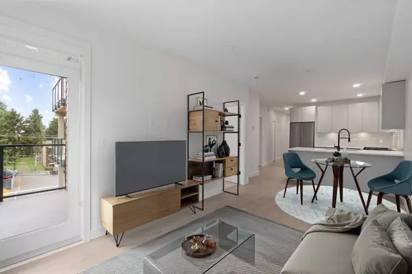 Surrey, BC V3T 1Z2,13258 105 AVE #418