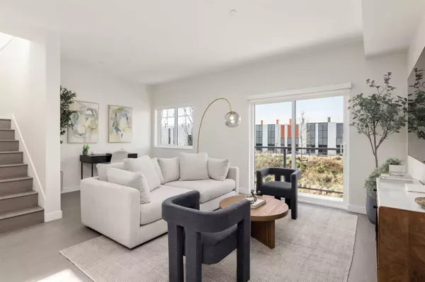 Pitt Meadows, BC V3Y 0G6,19451 Sutton AVE #107