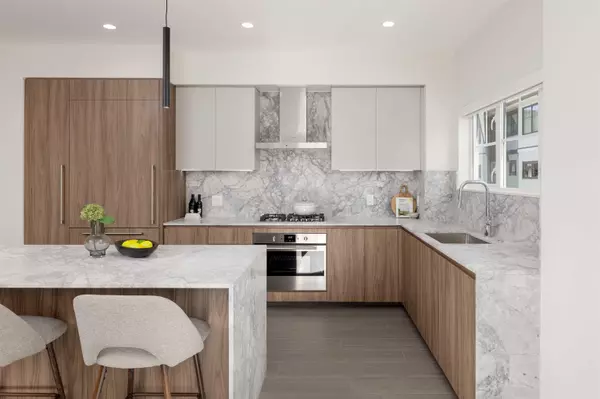 19451 Sutton AVE #107, Pitt Meadows, BC V3Y 0G6