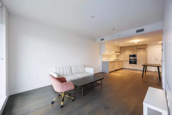 Richmond, BC V6X 0V3,8155 Capstan WAY #806