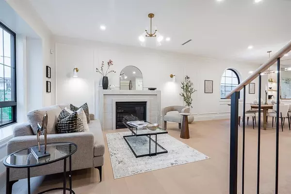 Burnaby, BC V5G 3K1,5183 Booth AVE