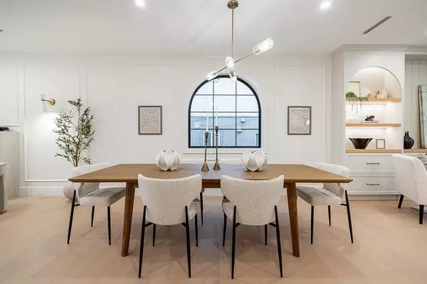 Burnaby, BC V5G 3K1,5183 Booth AVE