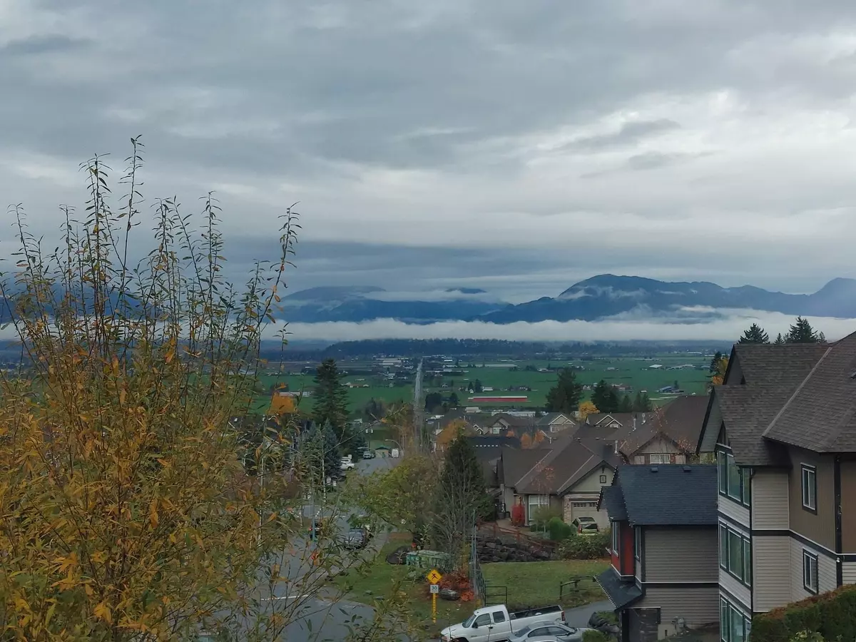 Chilliwack, BC V2R 0R4,47202 Skyline DR