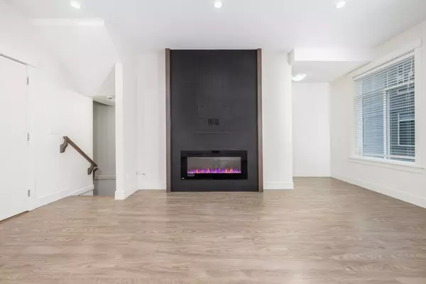 Surrey, BC V3R 0E3,11267 133 ST #57