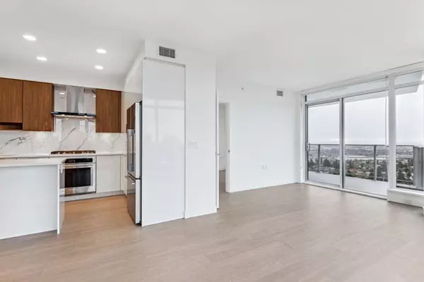 7683 Park CRES #1808 Burnaby, BC V3N 0J4