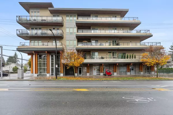 14022 North Bluff RD #214, White Rock, BC V4B 3C3