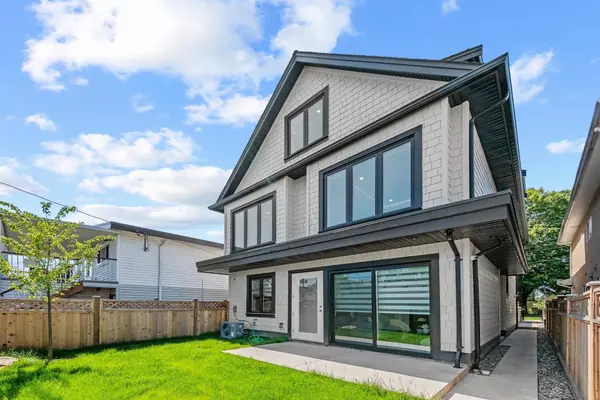 Vancouver, BC V5R 3K7,4650 Gothard ST #2