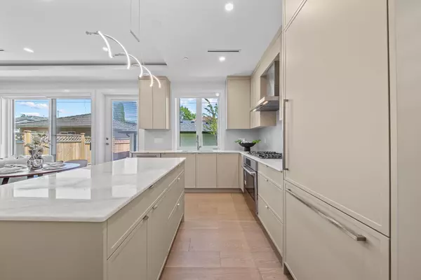 Vancouver, BC V5R 3K7,4650 Gothard ST #2