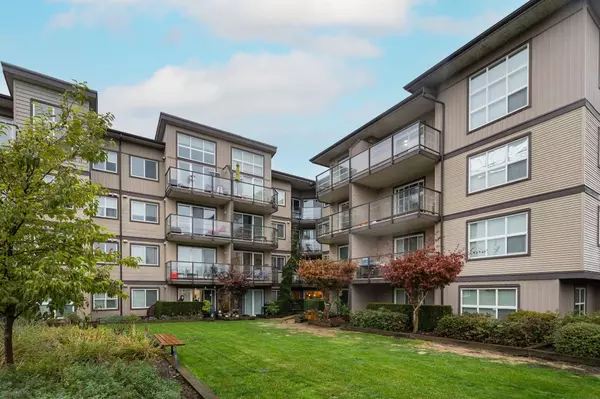 30525 Cardinal AVE #111, Abbotsford, BC V2T 0A8