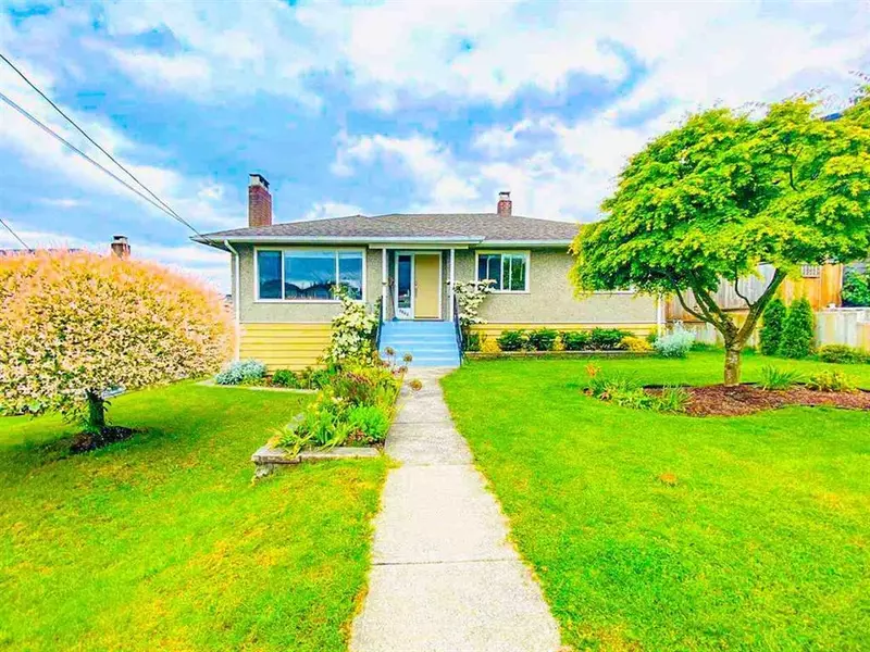 5662 Booth AVE, Burnaby, BC V5H 3A7
