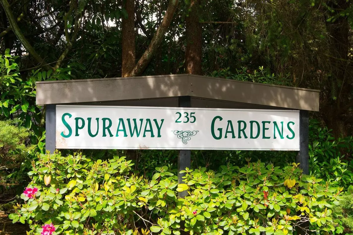 West Vancouver, BC V7T 1L5,235 Keith RD #704