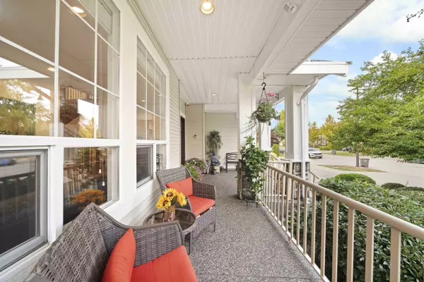 Surrey, BC V3S 0W2,6353 166 ST