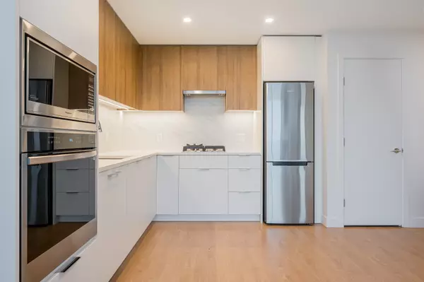 Surrey, BC V3T 0S4,13359 Old Yale RD #2505