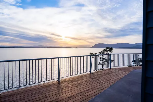 Pender Island, BC V0N 2M2,37189 Schooner WAY