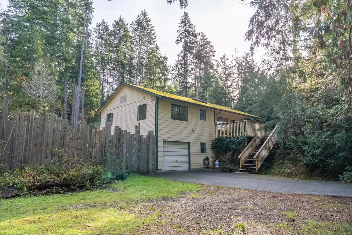 Pender Island, BC V0N 2M2,37150 Schooner WAY