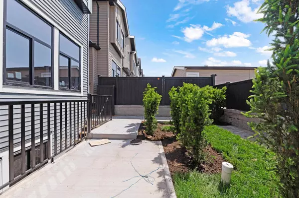 Langley, BC V2Y 3T4,7633 197 ST