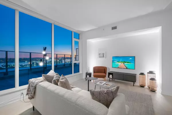 North Vancouver, BC V7J 0E2,1401 Hunter ST #2602