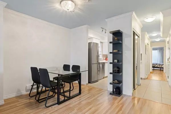 1554 Burnaby ST #201 Vancouver, BC V6G 1W9