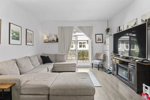 Surrey, BC V3Z 0Z2,16678 25 AVE #8