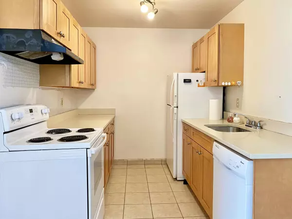 Richmond, BC V7C 3M6,7240 Lindsay RD #205