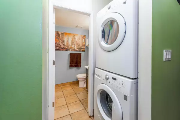 Maple Ridge, BC V2X 0S1,20630 118 AVE #24