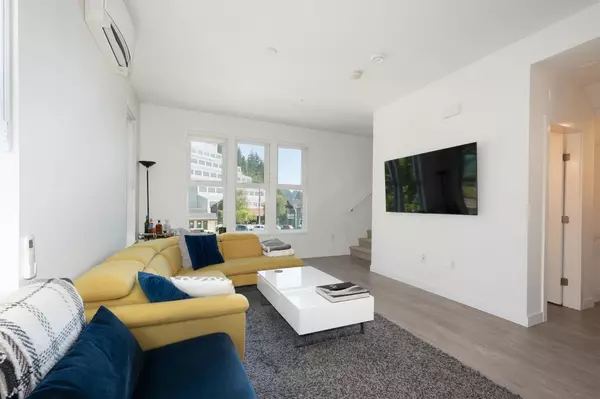 Britannia Beach, BC V8B 1C5,351 Copper DR #13