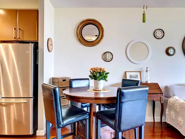 Sechelt, BC V7Z 0H3,5160 Davis Bay RD #105