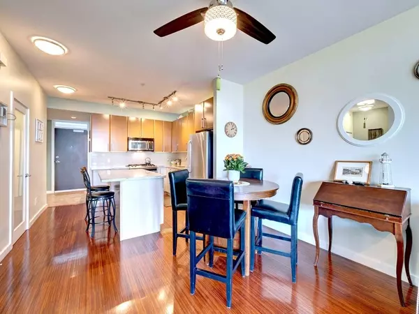 Sechelt, BC V7Z 0H3,5160 Davis Bay RD #105