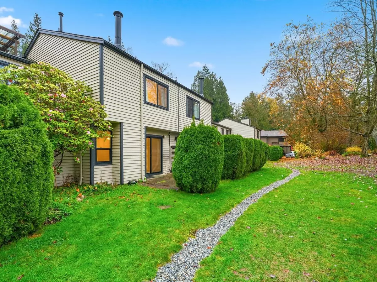 Burnaby, BC V5A 4B4,8574 Flowering PL