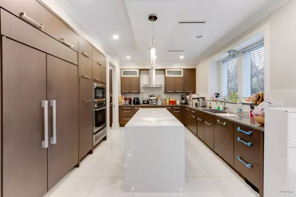 3029 W 45th AVE Vancouver, BC V6N 3L9