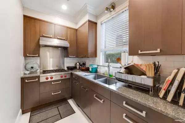 3029 W 45th AVE Vancouver, BC V6N 3L9