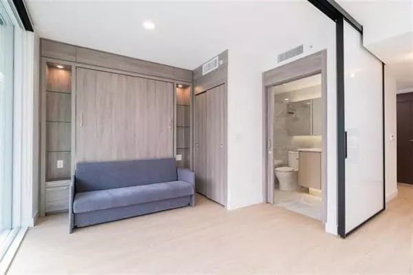 89 Nelson ST #709 Vancouver, BC V6Z 0E7