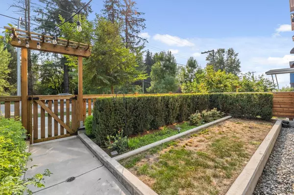 Langley, BC V2Y 5K4,20362 72b AVE #104