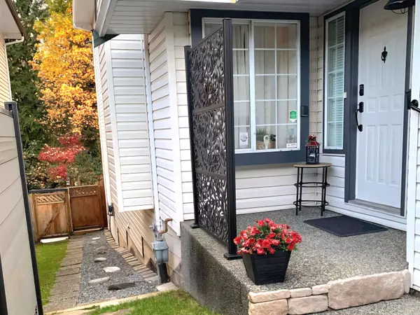 North Vancouver, BC V7M 3B1,1935 Westview DR