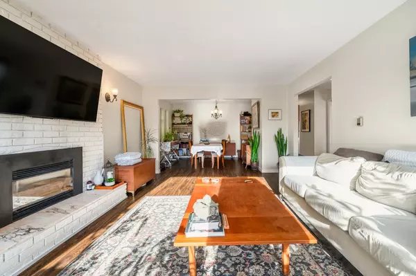 13257 14a AVE, Surrey, BC V4A 1J2