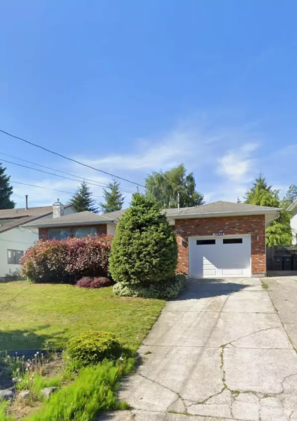 Surrey, BC V4A 1J2,13257 14a AVE