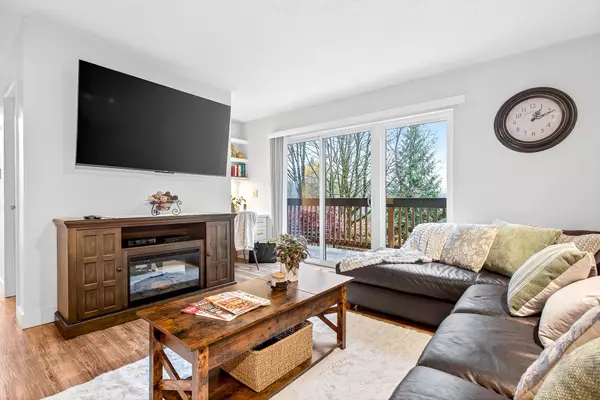 Port Moody, BC V3H 3T1,432 Cardiff WAY