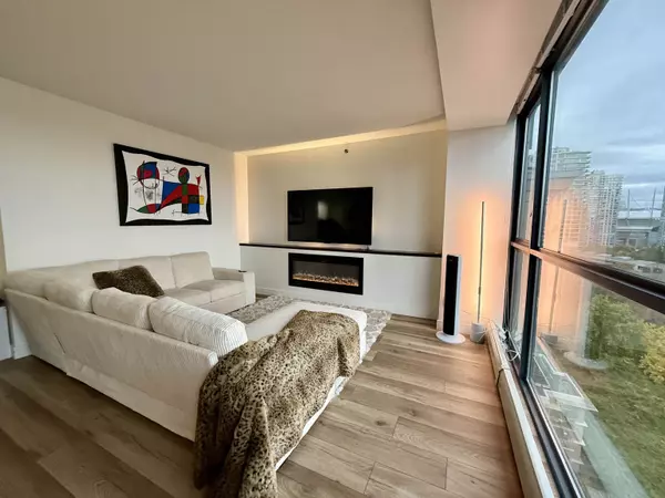 Vancouver, BC V6B 5Z3,238 Alvin Narod Mews