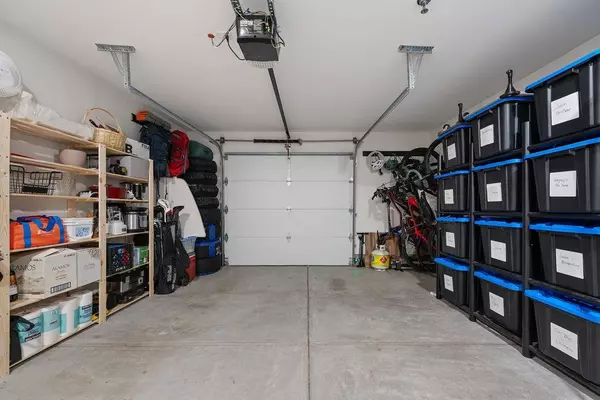 North Vancouver, BC V7L 0J1,632 E 3rd ST #27