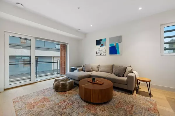 632 E 3rd ST #27 North Vancouver, BC V7L 1G7