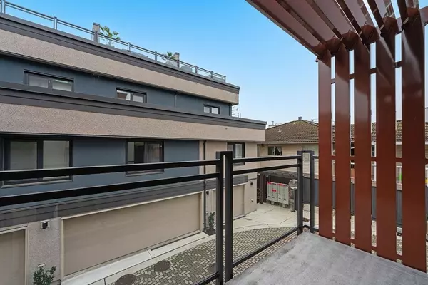 632 E 3rd ST #27 North Vancouver, BC V7L 1G7