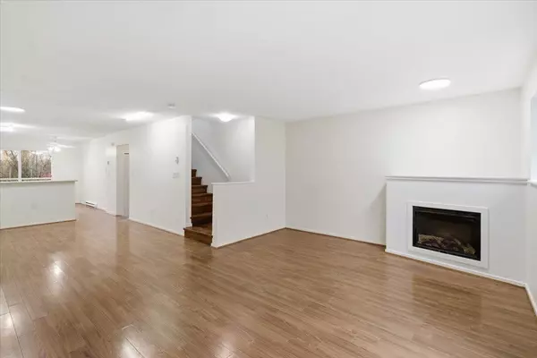 Surrey, BC V3S 8A6,15155 62a AVE #53