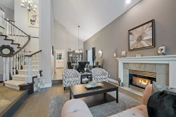 Coquitlam, BC V3E 2V5,1563 Wintergreen PL