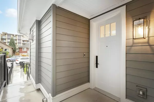 Burnaby, BC V5C 2E9,4313 Albert ST #1