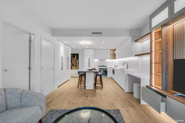 Coquitlam, BC V3J 0P3,720 Farrow ST #1601