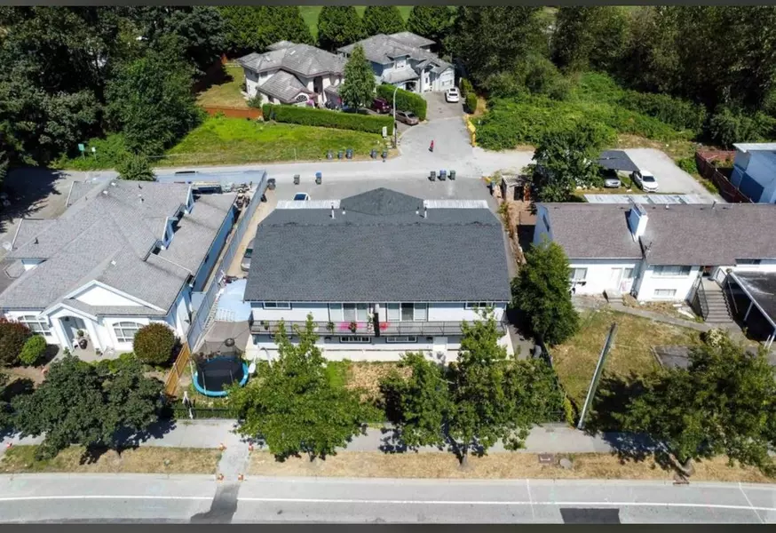 15827 96 AVE, Surrey, BC V4N 2R8