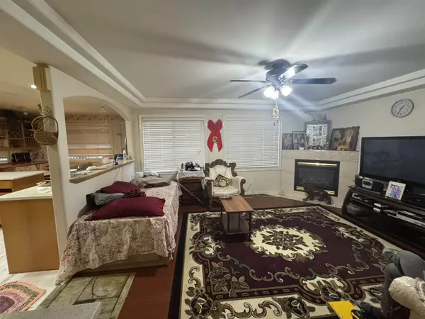 Surrey, BC V3W 1G2,12655 67b AVE