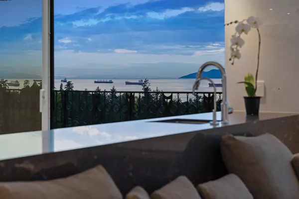 845 Chilco ST #1501 Vancouver, BC V6G 2R2