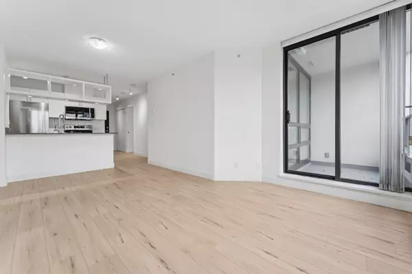 Vancouver, BC V6Z 3H8,938 Smithe ST #1532